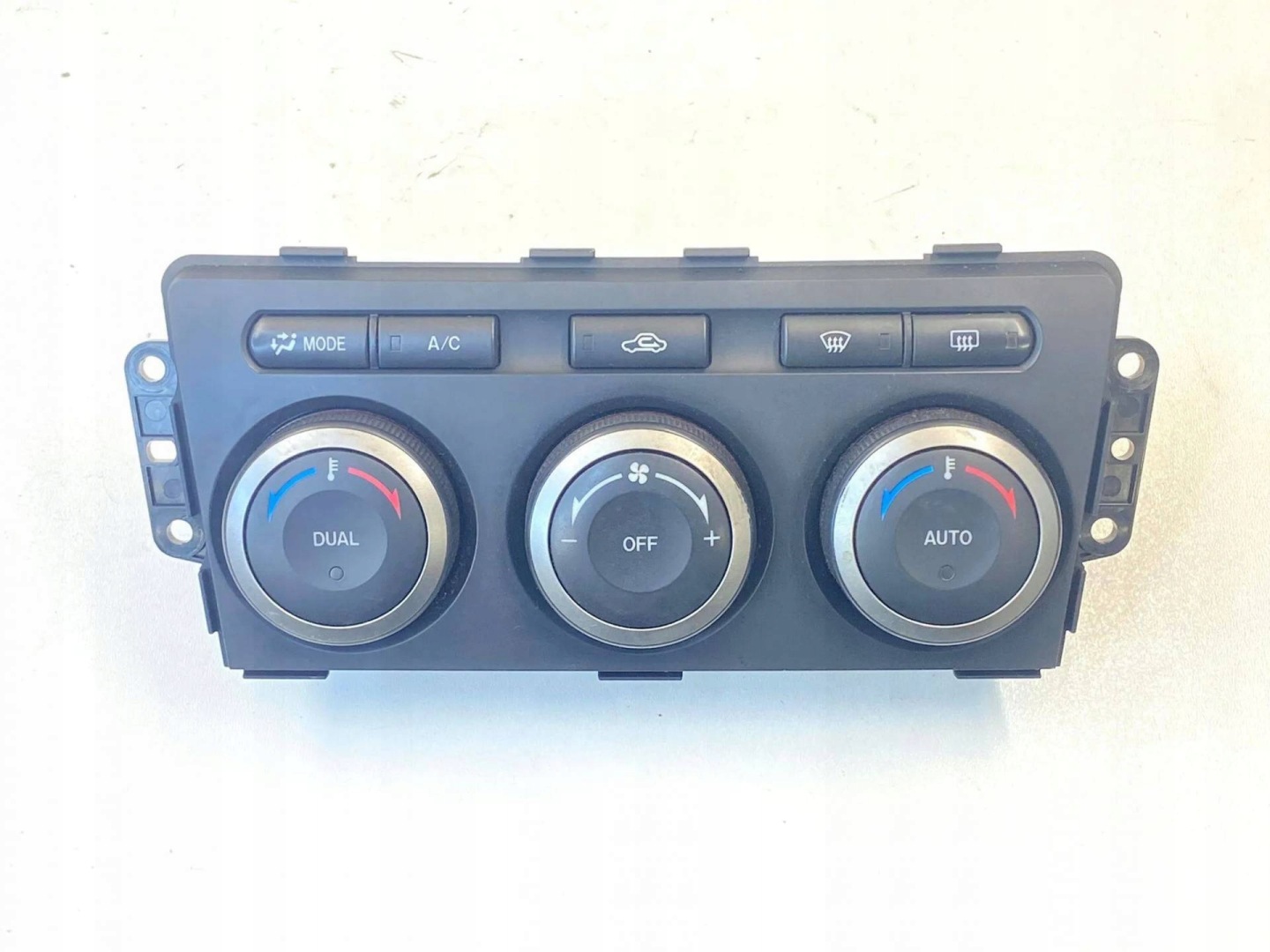 vezérlö panel a klímának Mazda 6 2 GH 2009 88819EB140