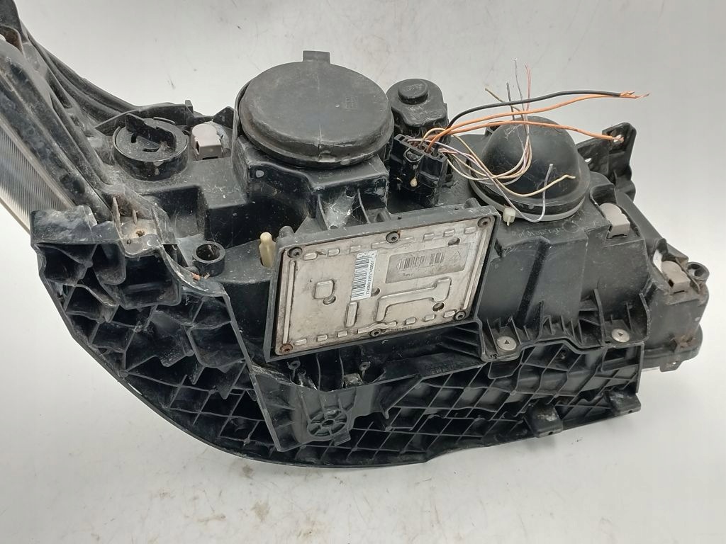 Renault Laguna II 2 lift light left front front xenon 8200354740