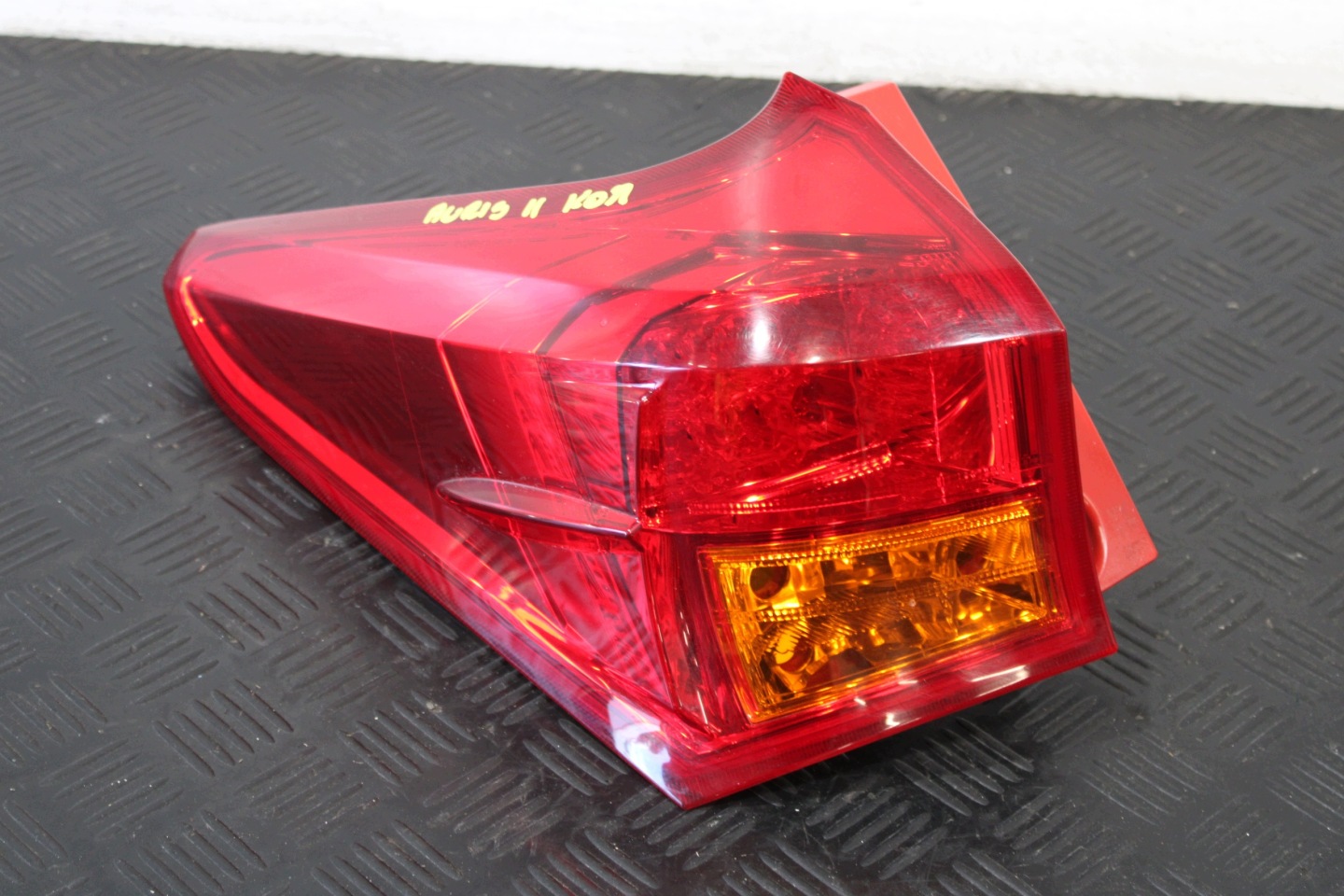 light left rear part rear TOYOTA AURIS II 2 KOMBI