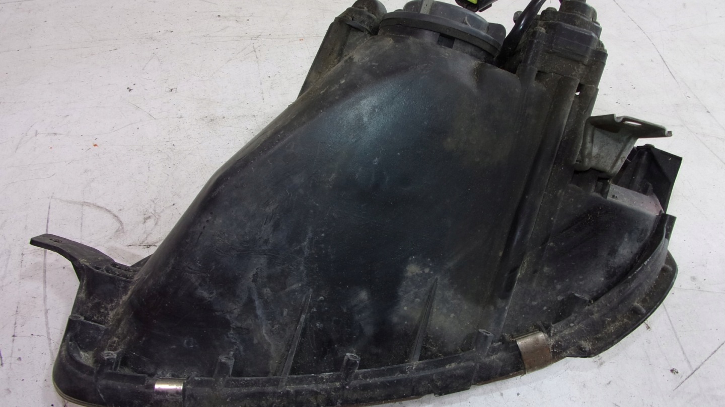 light right front front MAZDA MX3 M-X3