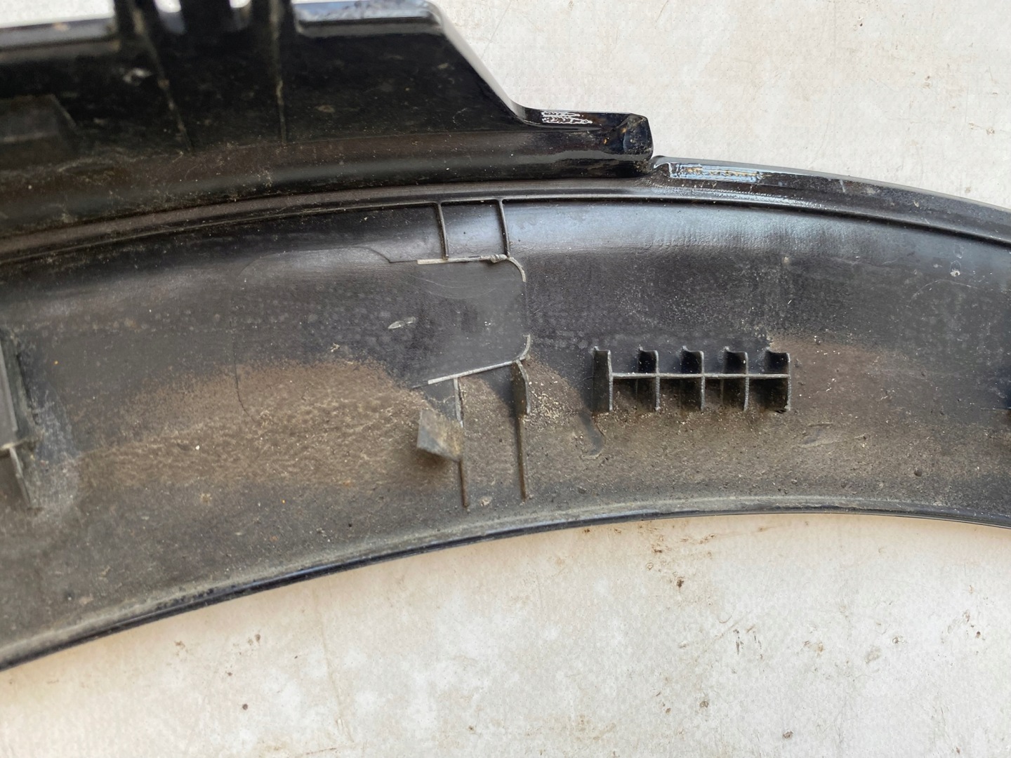 KIA EV6 moulding for fender right front front right 87714-CV100