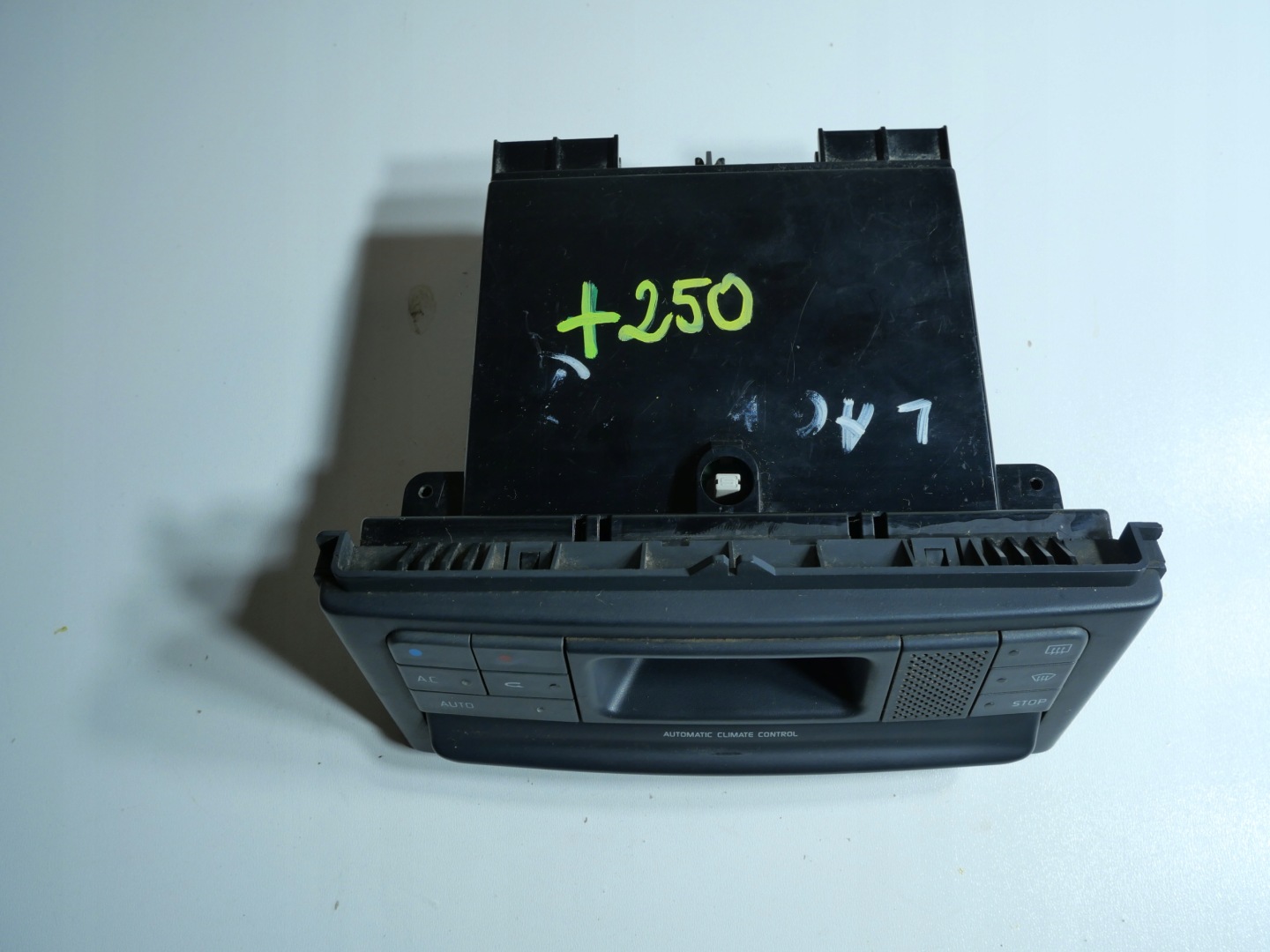 control panel air conditioning devices KLIMY 7700425674 RENAULT LAGUNA 1 and