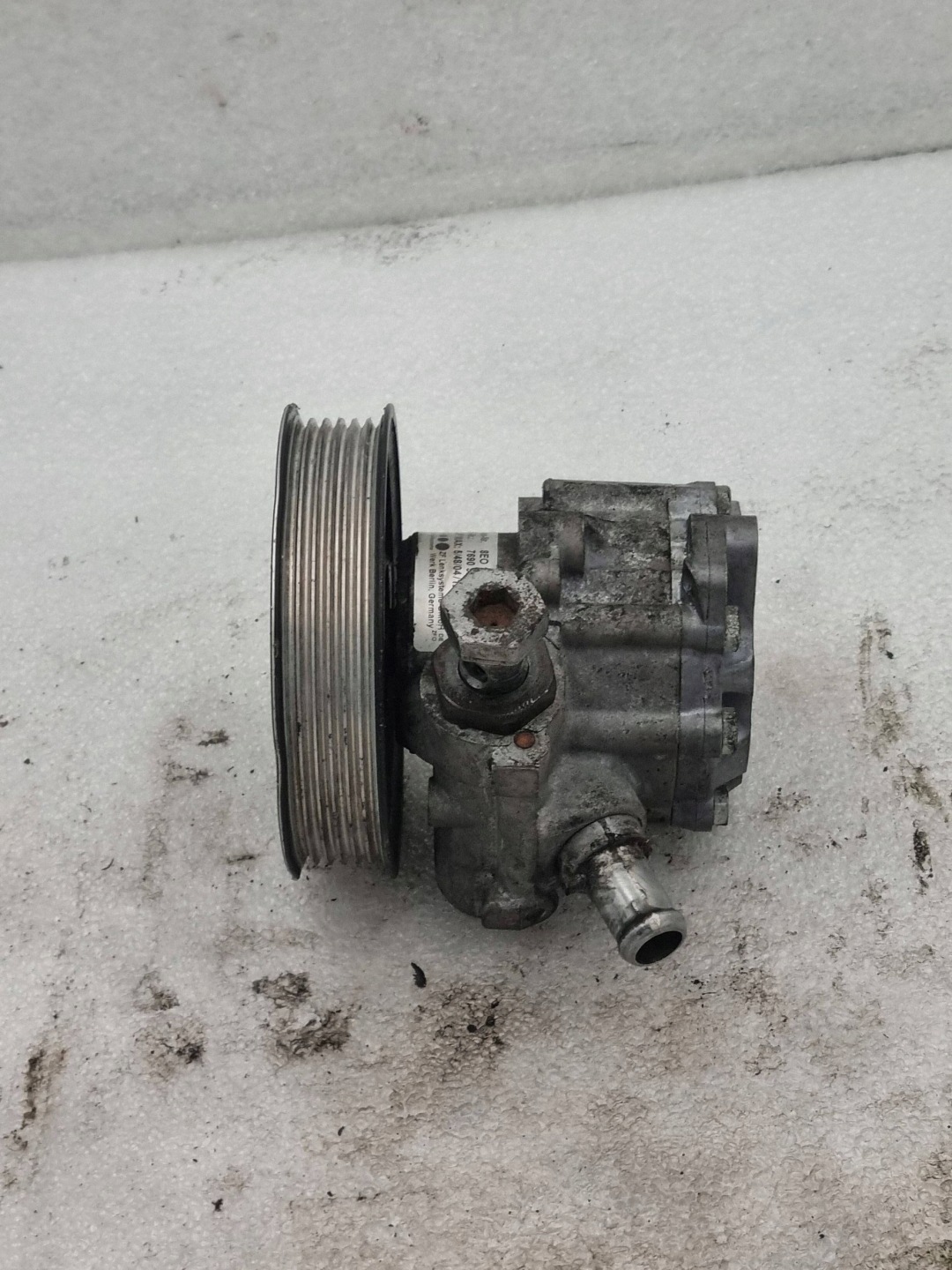 servo pump Audi VW Seat Skoda 2.0 TDI 8E0145155N