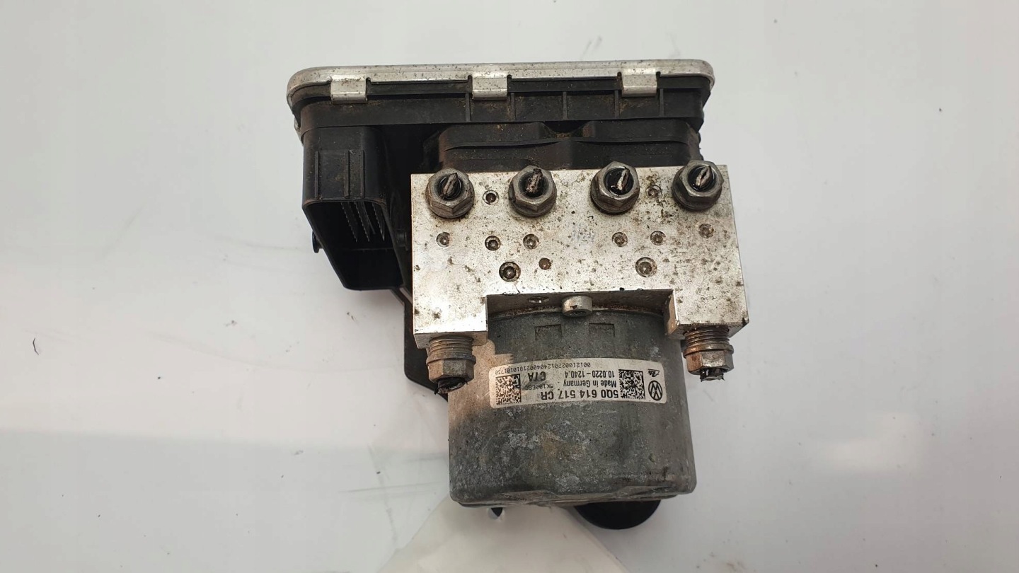 pump ABS brake 5Q0614517CR VOLKSWAGEN GOLF VII