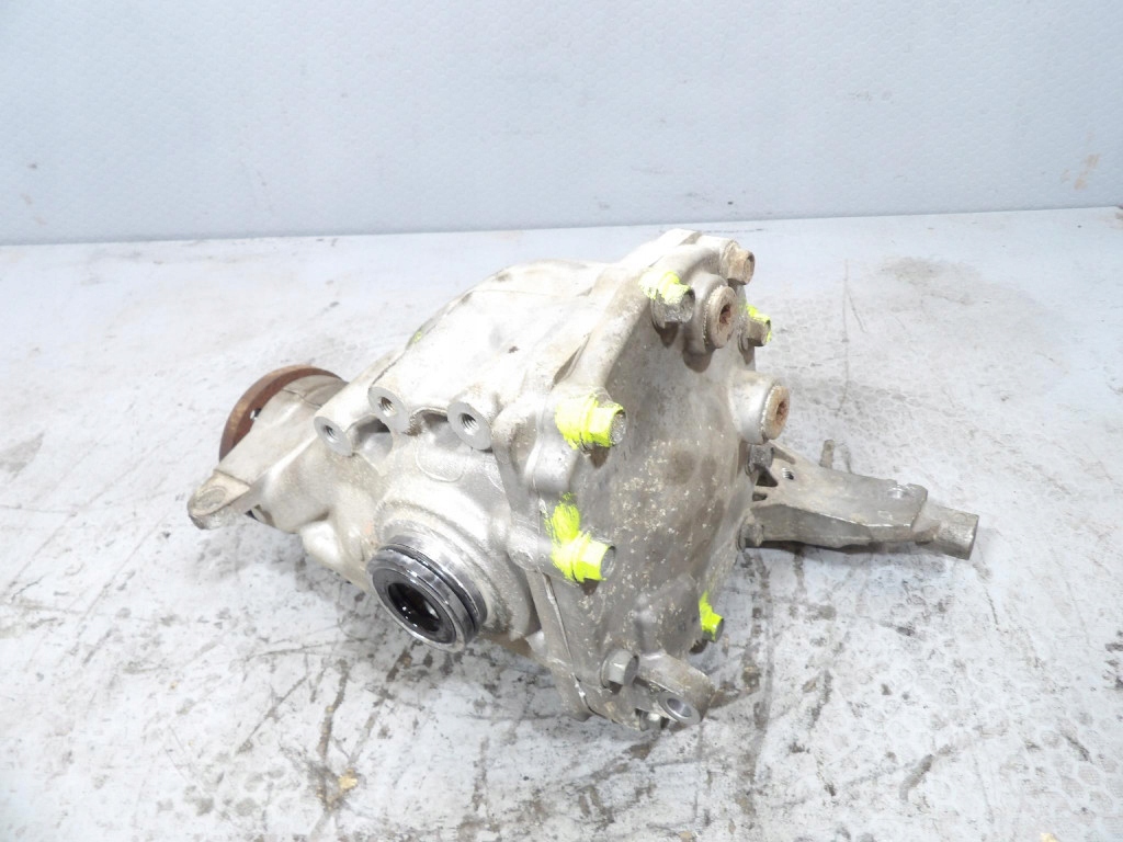 INFINITI G37 3.7 V6 diff differential differential front 712672