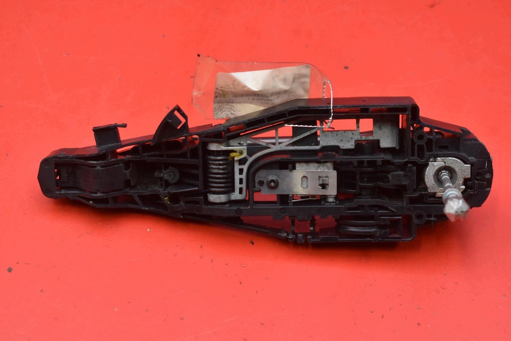 handle left front front BRAZOWA 9807652980U PEUGEOT 301 12-17