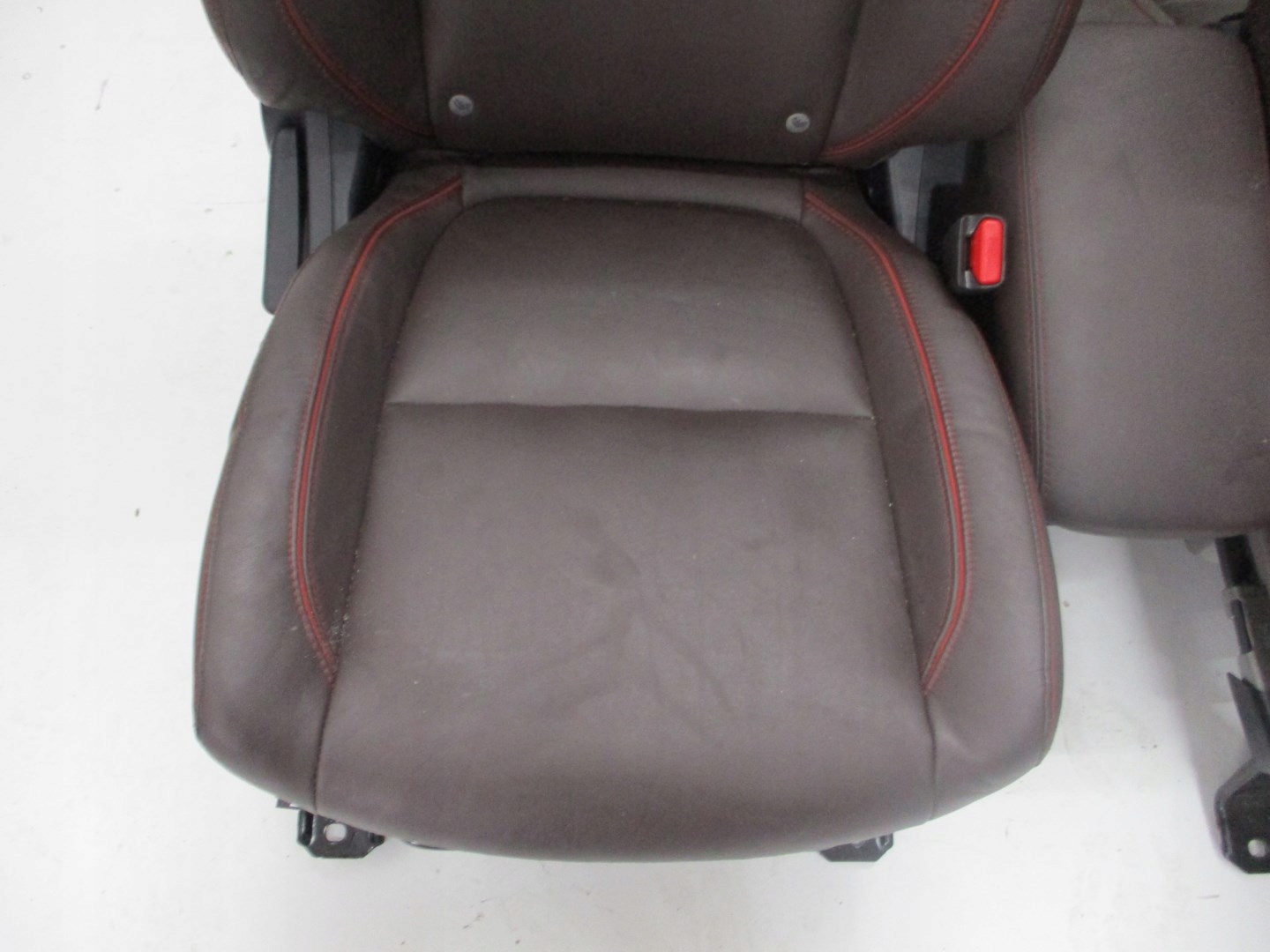 upholstery leather seats MITSUBISHI OUTLANDER 17R