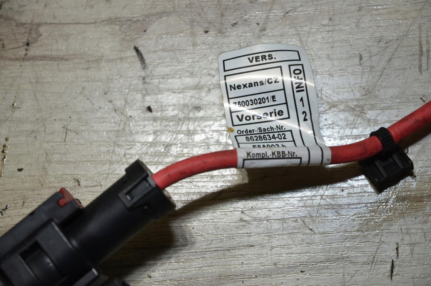 Kabel prijenos zasilania + BMW 2 F45 Active Tourer