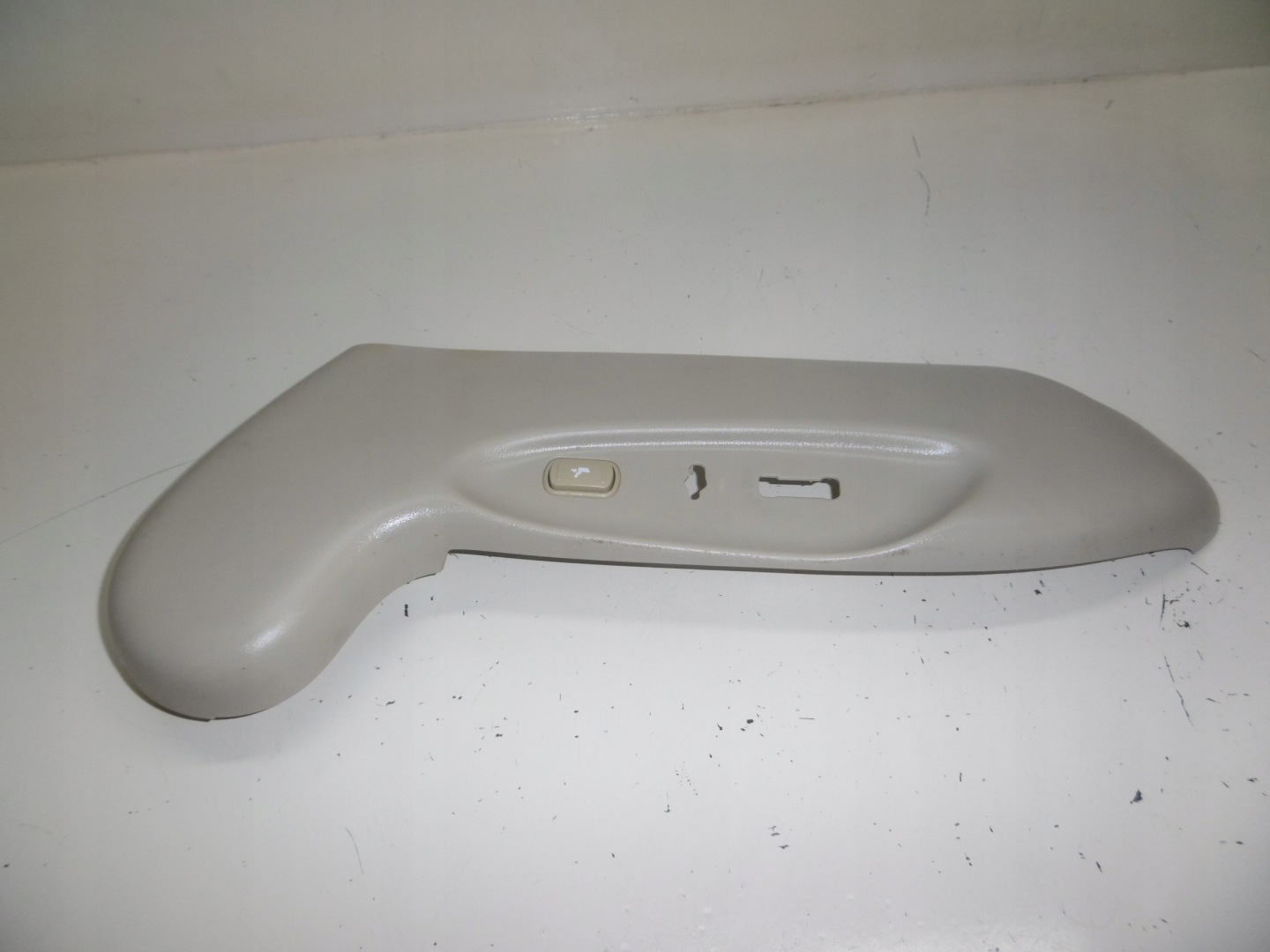 cover plastic seat left front INFINITI M35 M37