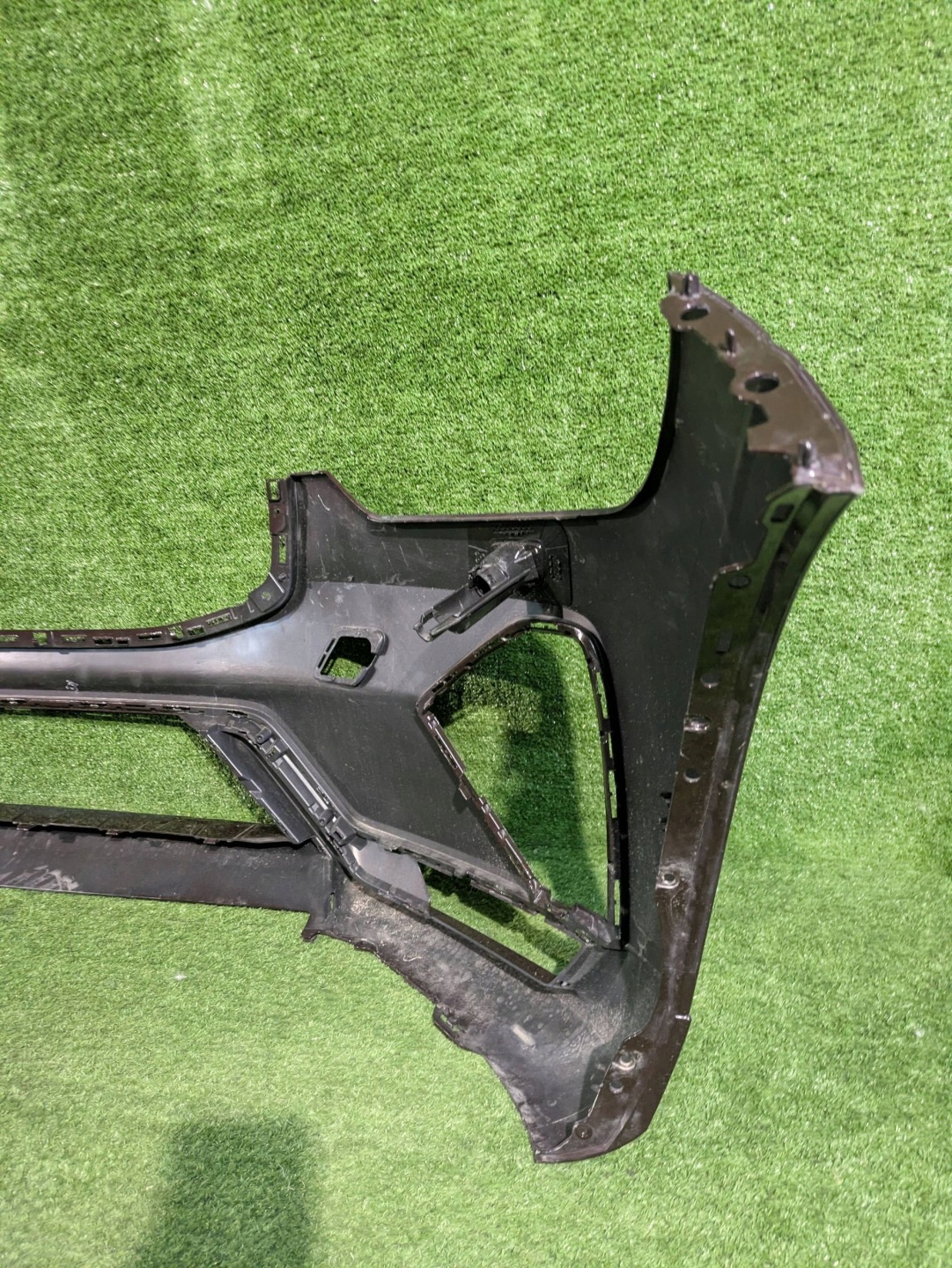 front bumper front VOLVO XC60 XC-60 R-design LIFT 21- NR.8719