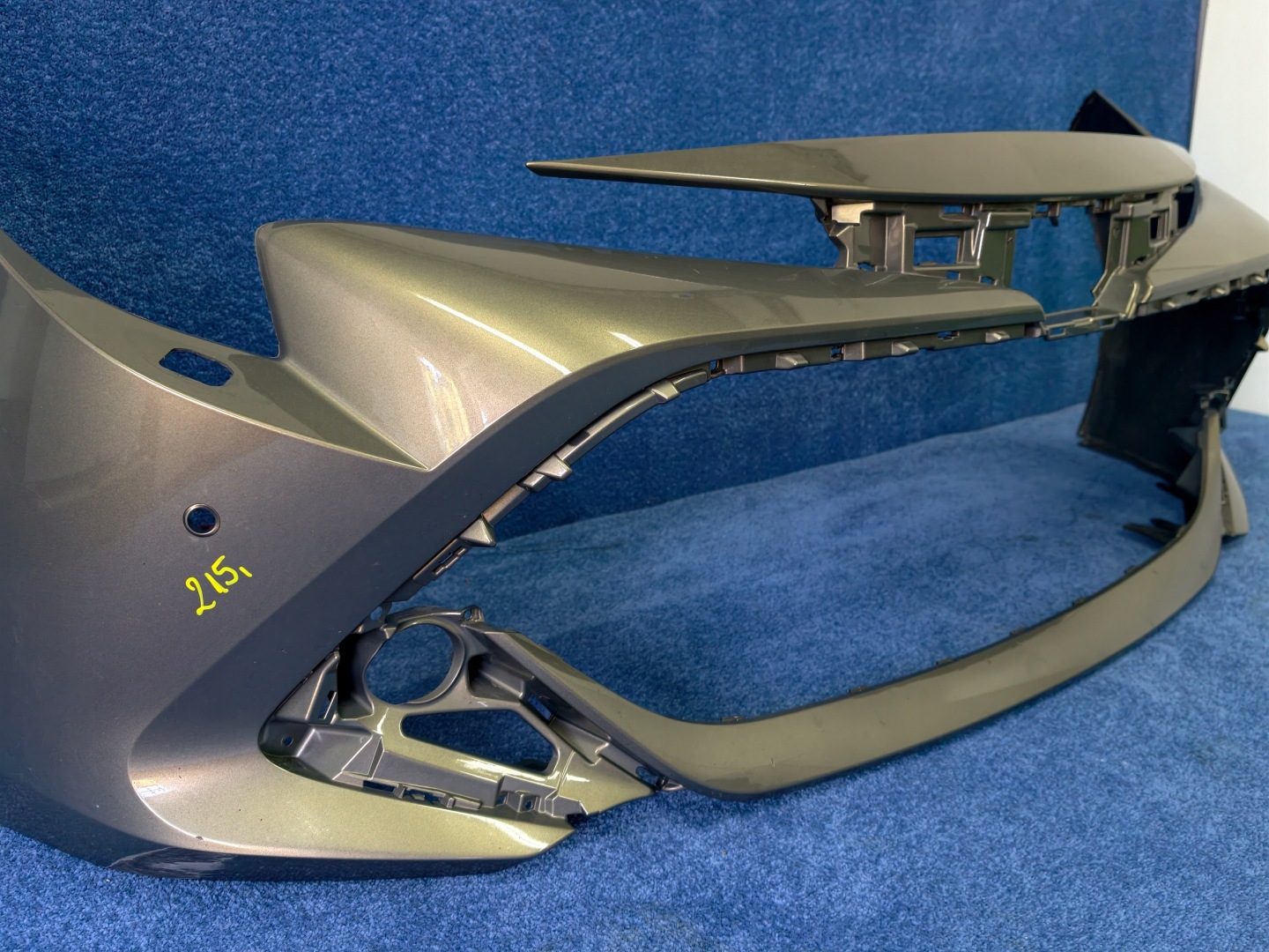 TOYOTA COROLLA E21 18- bumper front front DO LAKIEROWANIA 52119-02P40