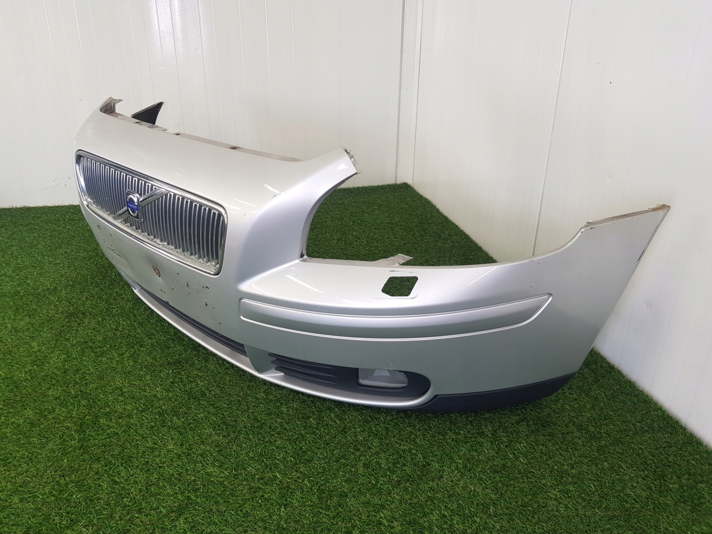 bumper front front VOLVO V50 2006 KOD LAKIERU 426-26