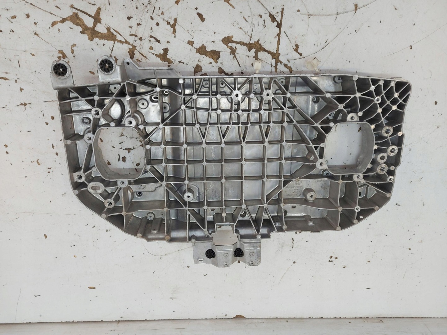 BMW iX1 X1 U11 držák MOTORU předek 9796429