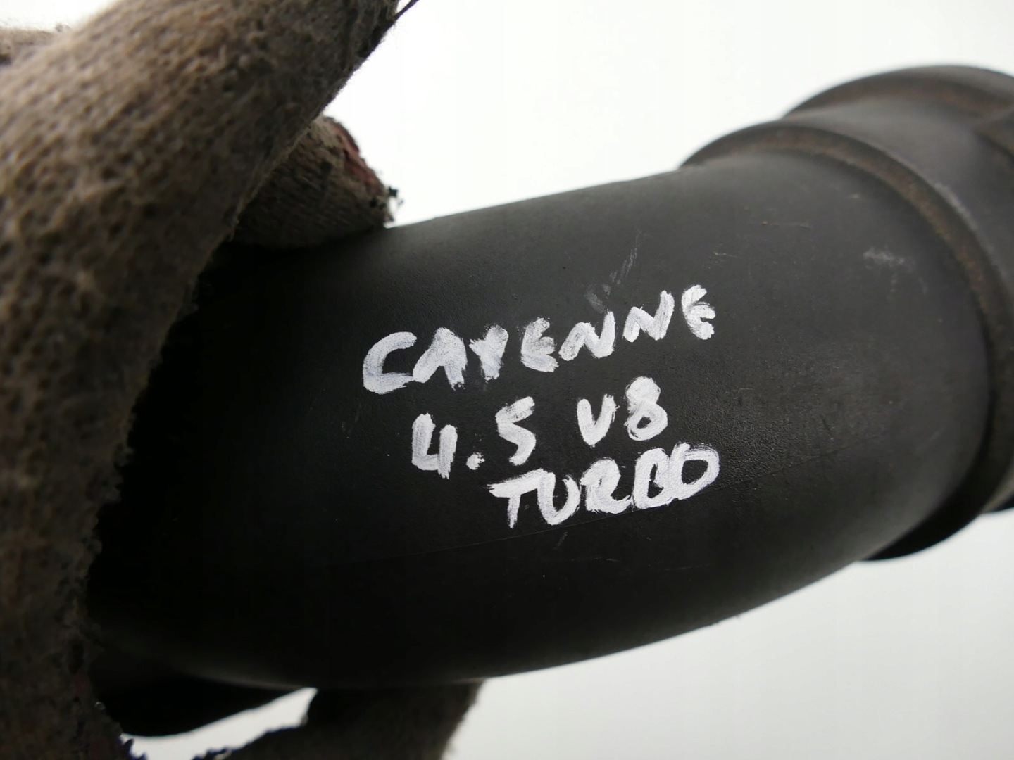 PORSCHE CAYENNE 9P 4.5 T wiring air pipe