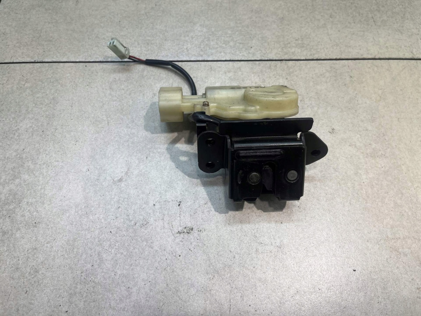 lock bonnet boot MAZDA MPV 2.0 D
