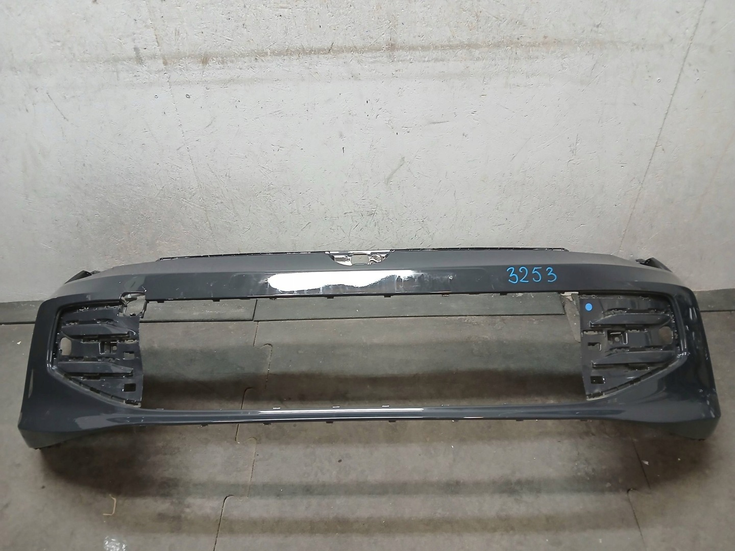 nárazník předek VW GOLF VIII 8 LIFT 5H