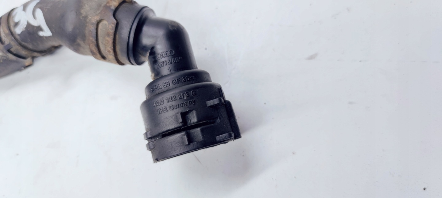 crijevo prijenos vode AUDI A6 C7 A7 2.8 FSI 4G0122293G