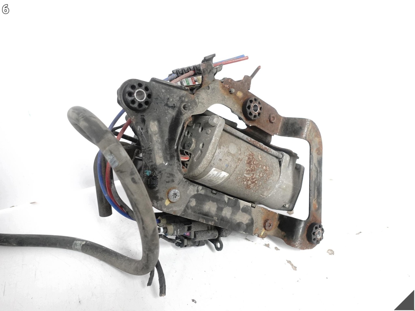 BMW 5 G31 17- compressor; springing PNEUMATYCZNEGO WABCO 2790892