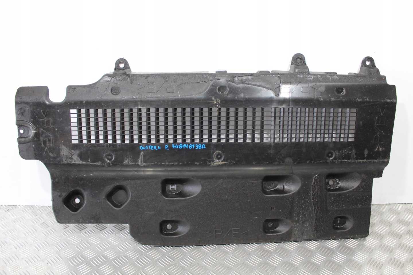 cover chassis right DACIA DUSTER II 2 748148738R