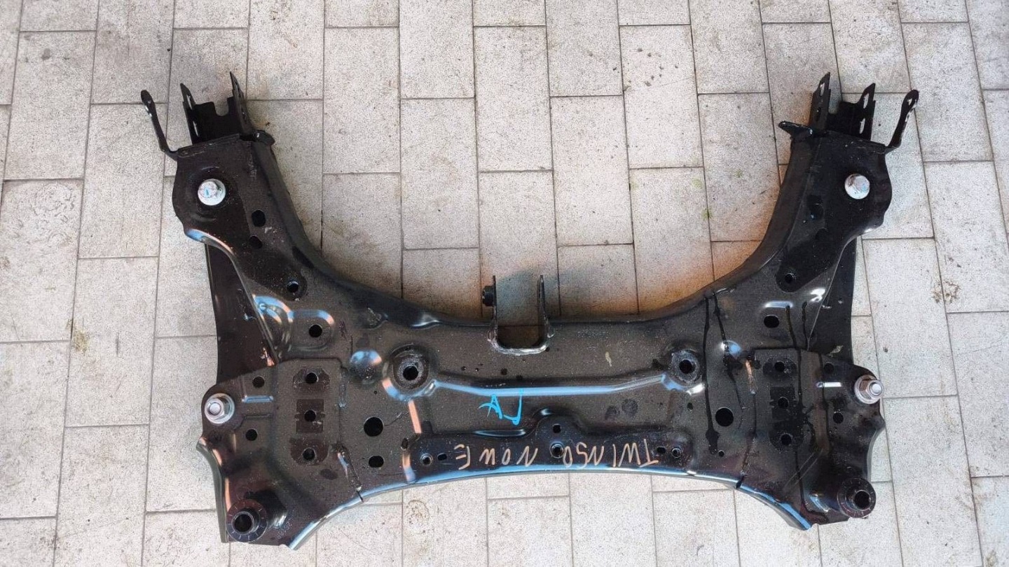 axle beam front subframe sususpension of the engine Renault Twingo e-tech 544012907R