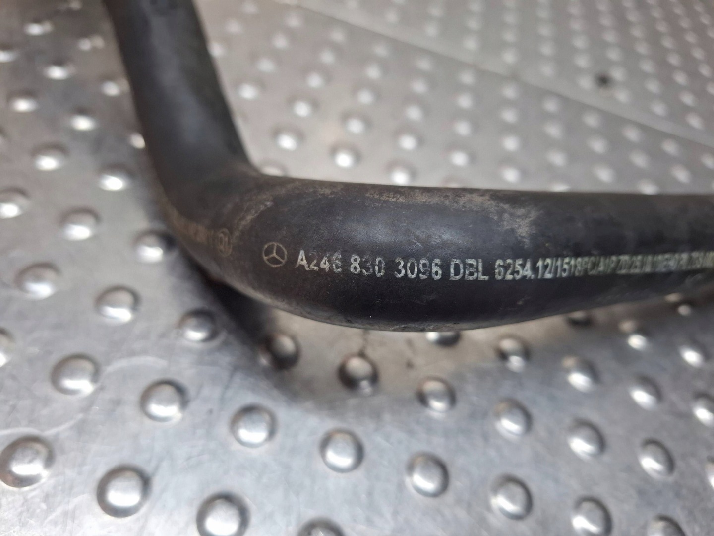 prijenos crijevo vode A2468303096 MERCEDES W117 W176 W246 1.6 CGI