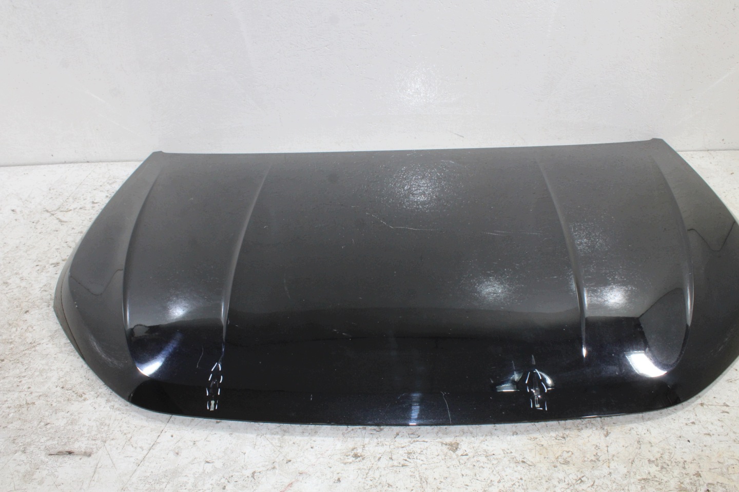VW Taigo bonnet 2G7823155B