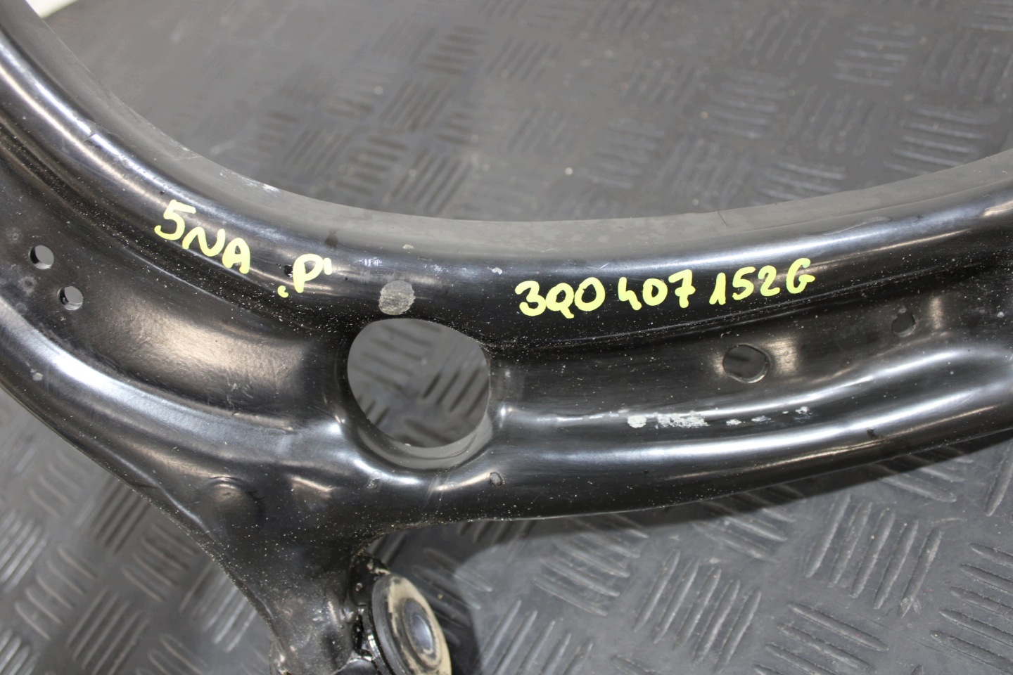 arm right front 3Q0407152G VW TIGUAN II 2 5NA ALLSPACE