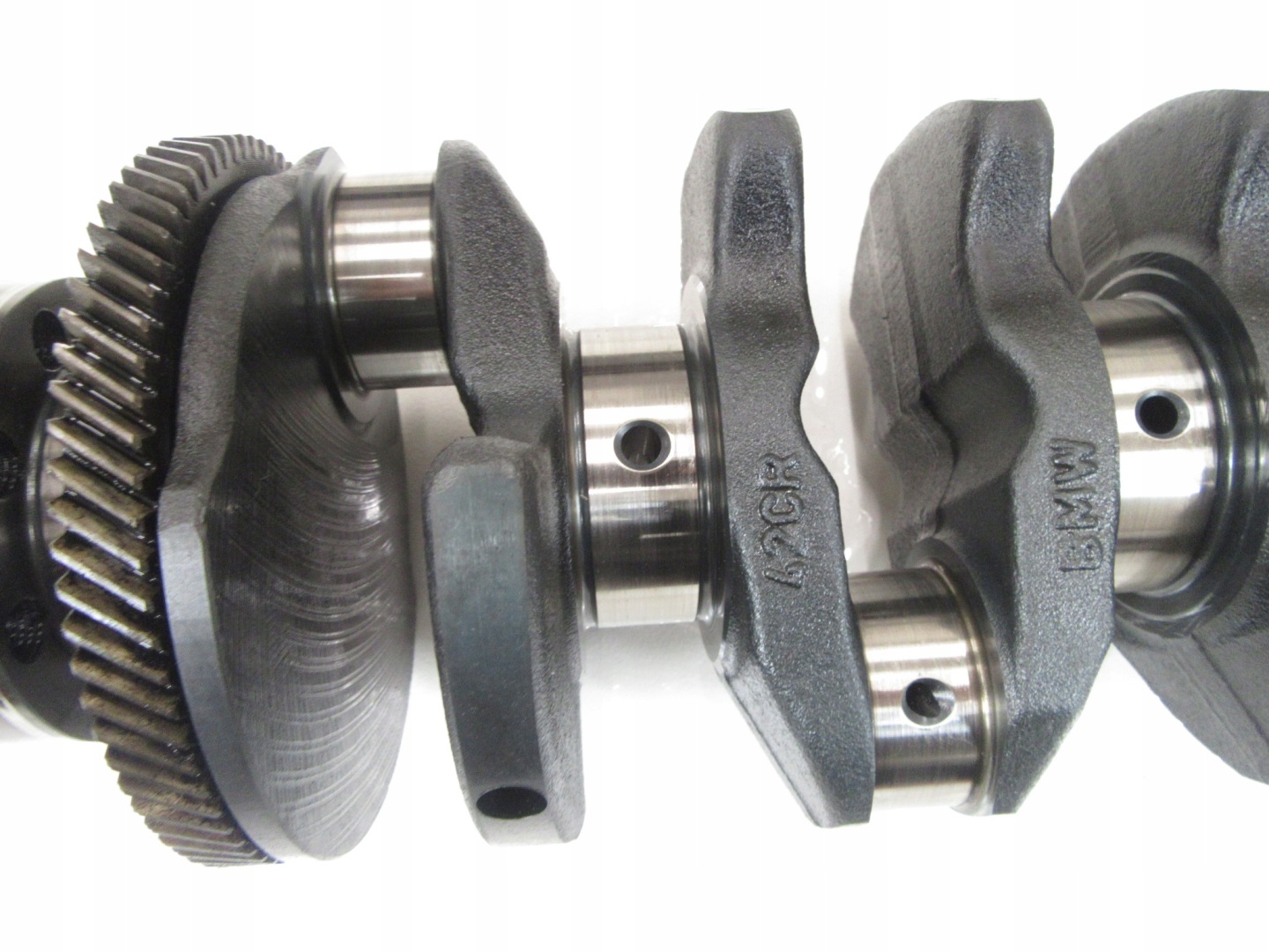 Arbre moteur BMW e46 e60 e90 e91 1.8 2.0 M47n m47n2