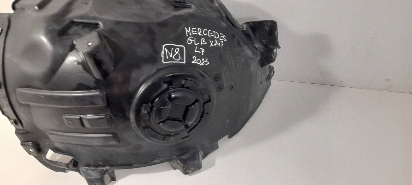 Mercedes-Benz GLB X247 mudguard front left A2478840100 (N8)