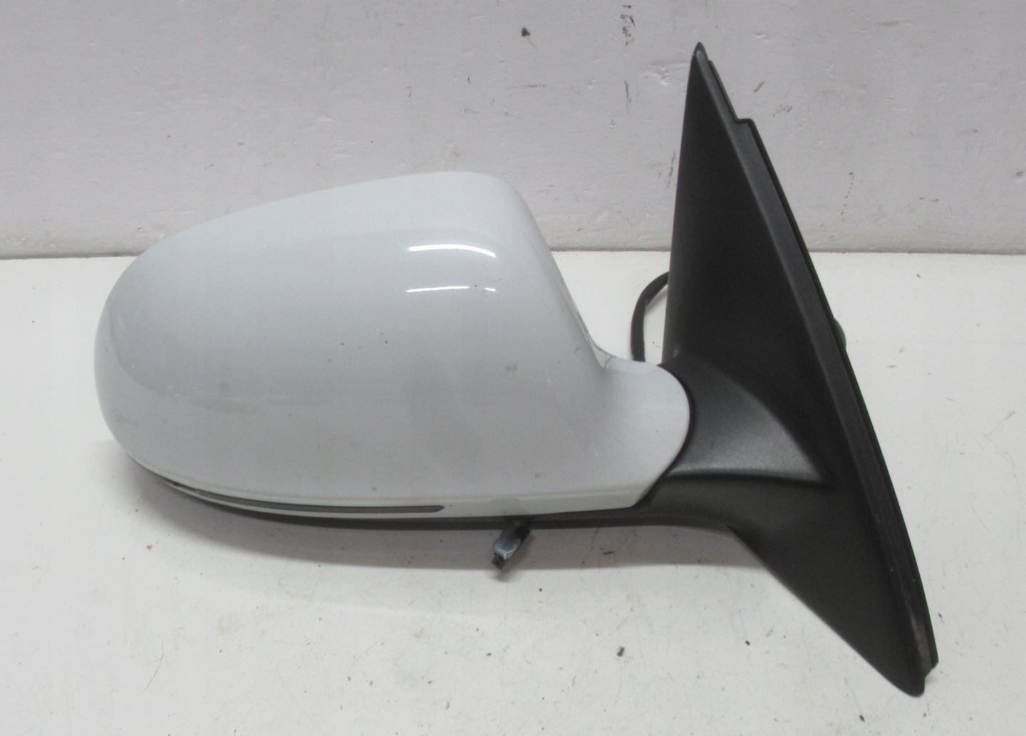 AUDI Q3 11R mirror right 8 PIN