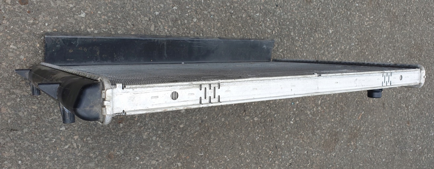water cooler VW GOLF VI PASSAT B6 B7 CC OE