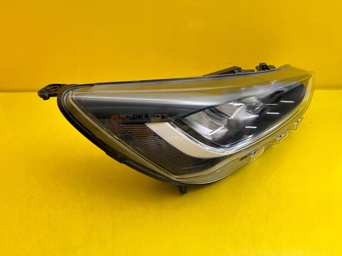 light right Ford Focus MK4 Lift Full Led NX7B-13E014-CD