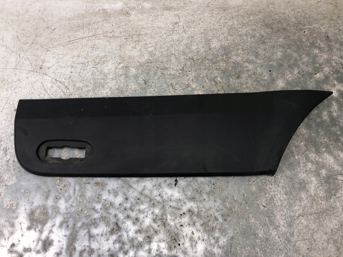 moulding side right MERCEDES SPRINTER W906 A9066902882