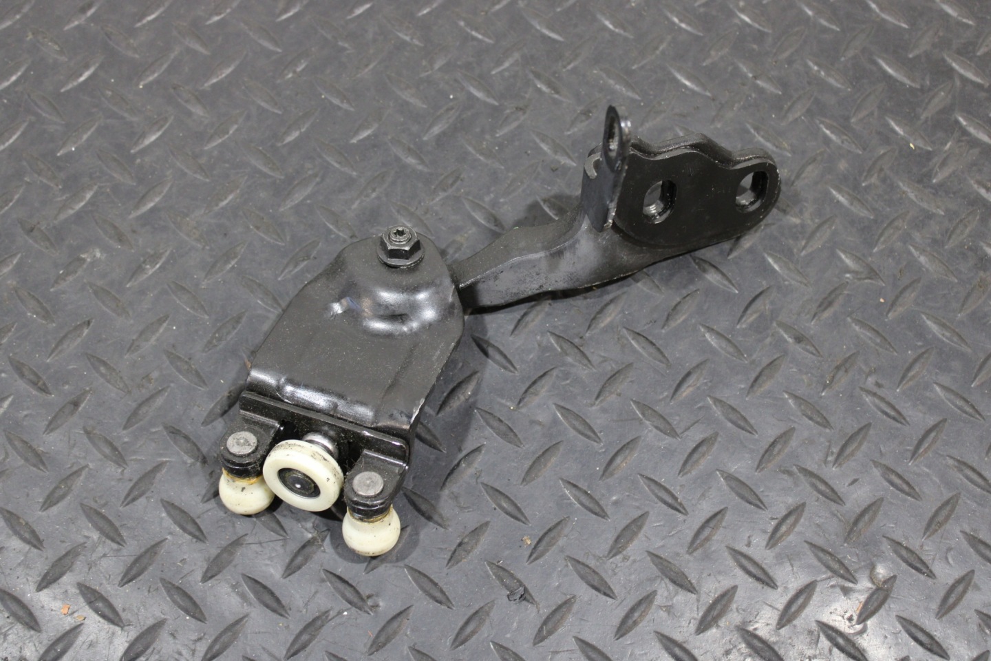 roll door right rear part FORD TRANSIT CUSTOM BK21-V25028-AD