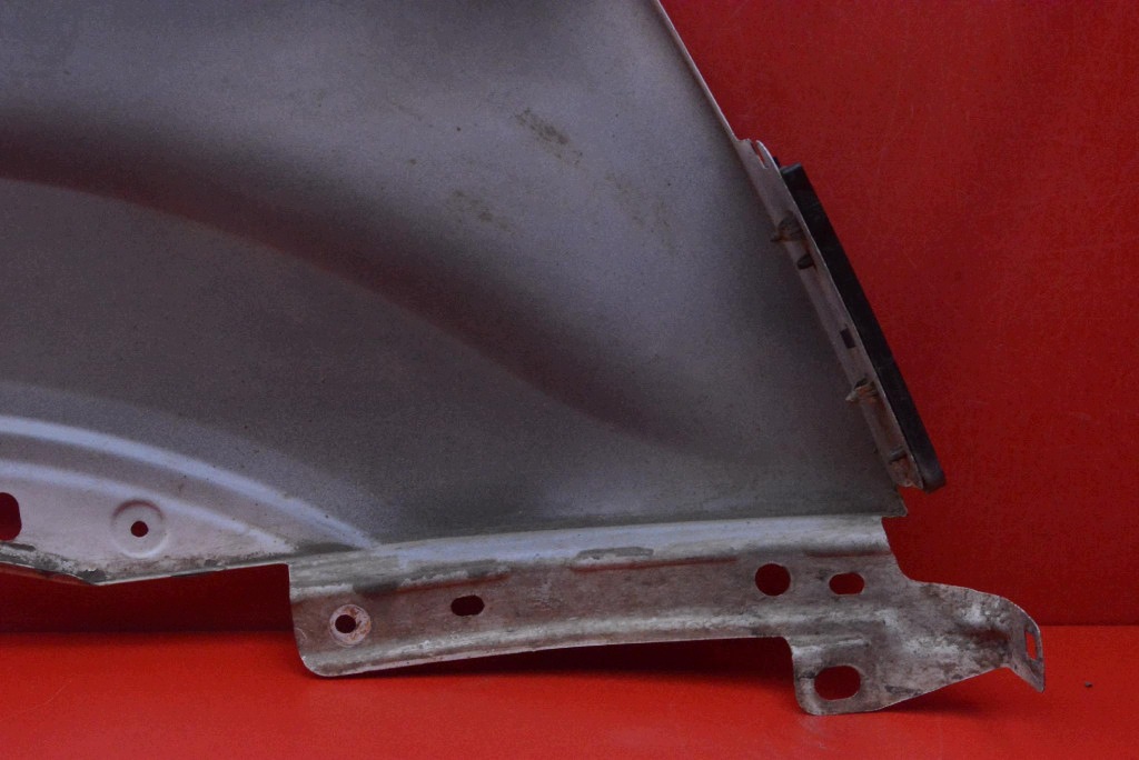 fender left front front white ZOLTA FOLIA FORD TRANSIT MK8 14-19