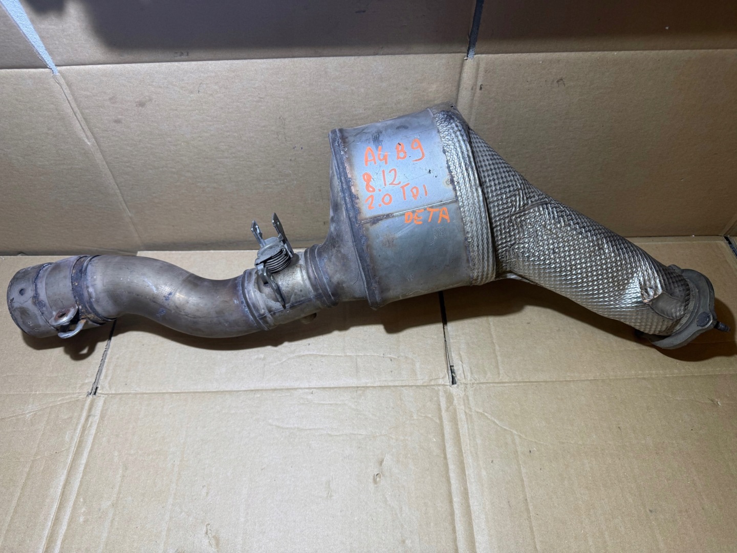 AUDI A4 B9 2.0 TDI KATALIZATOR 8W0254400F 4G0131703AE