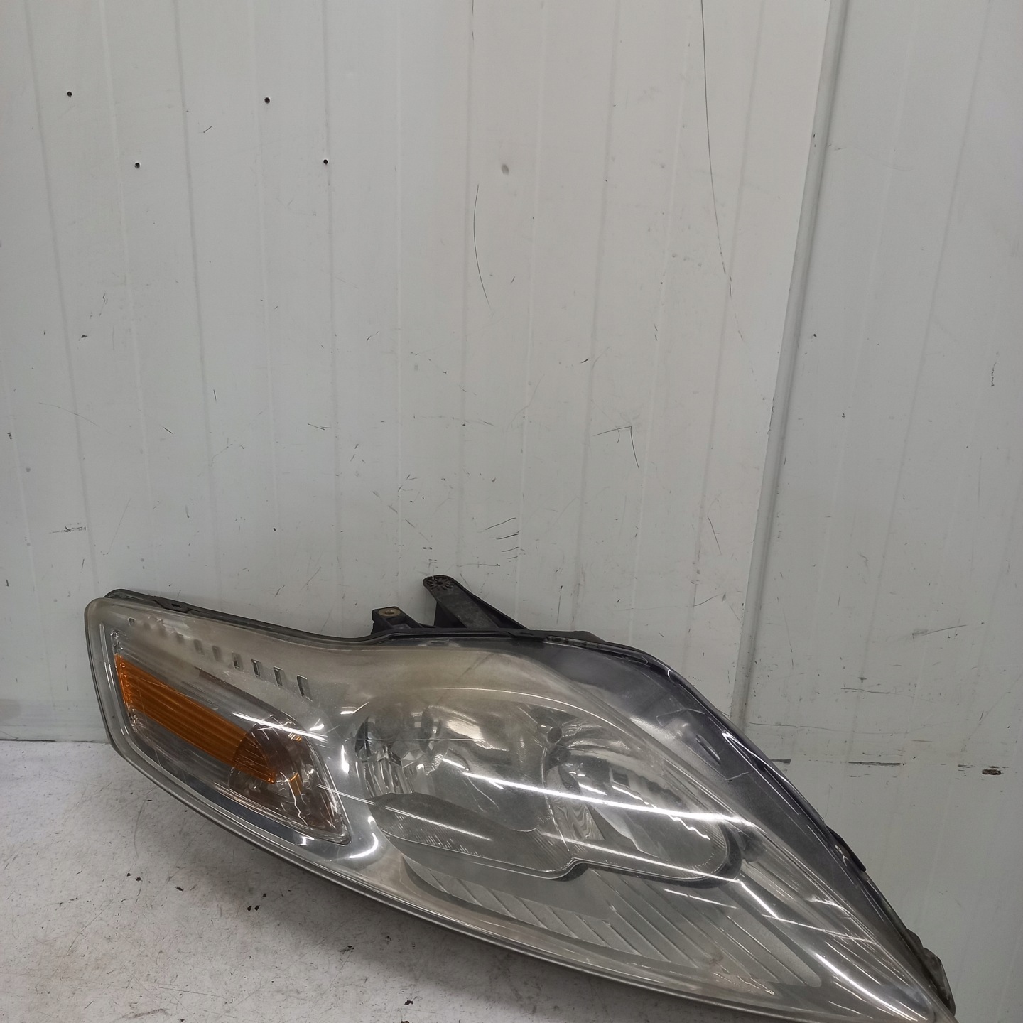 light right front FORD MONDEO MK 4 7S71-13W029-AJ
