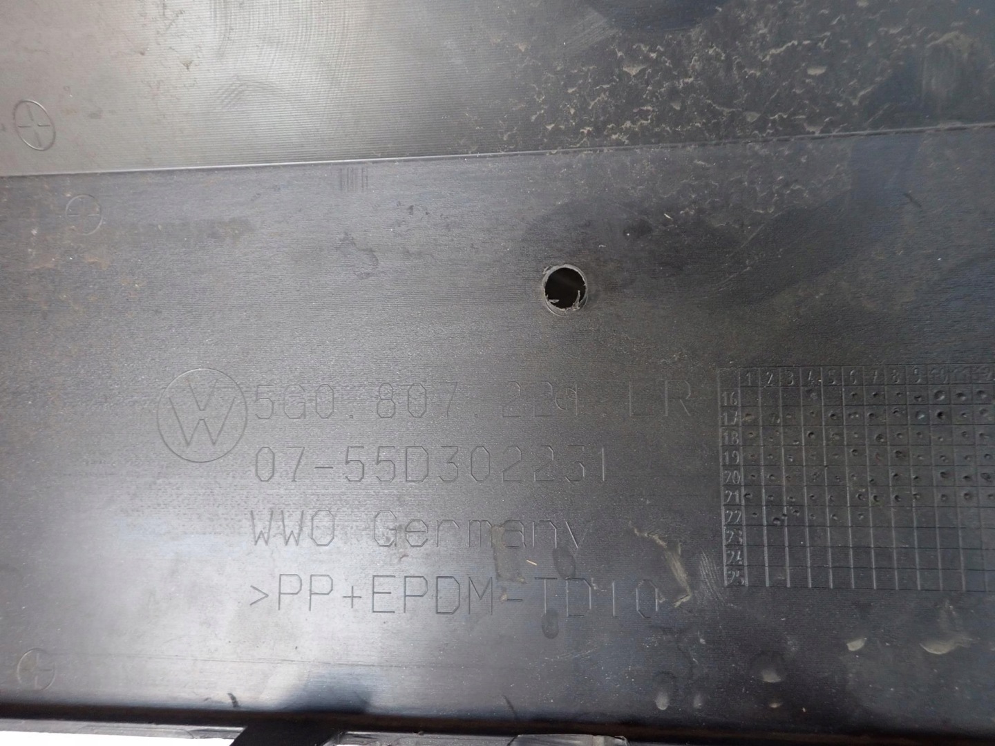 VW GOLF VII 7 R-LINE LIFT 16-20 bumper front front washer PDC