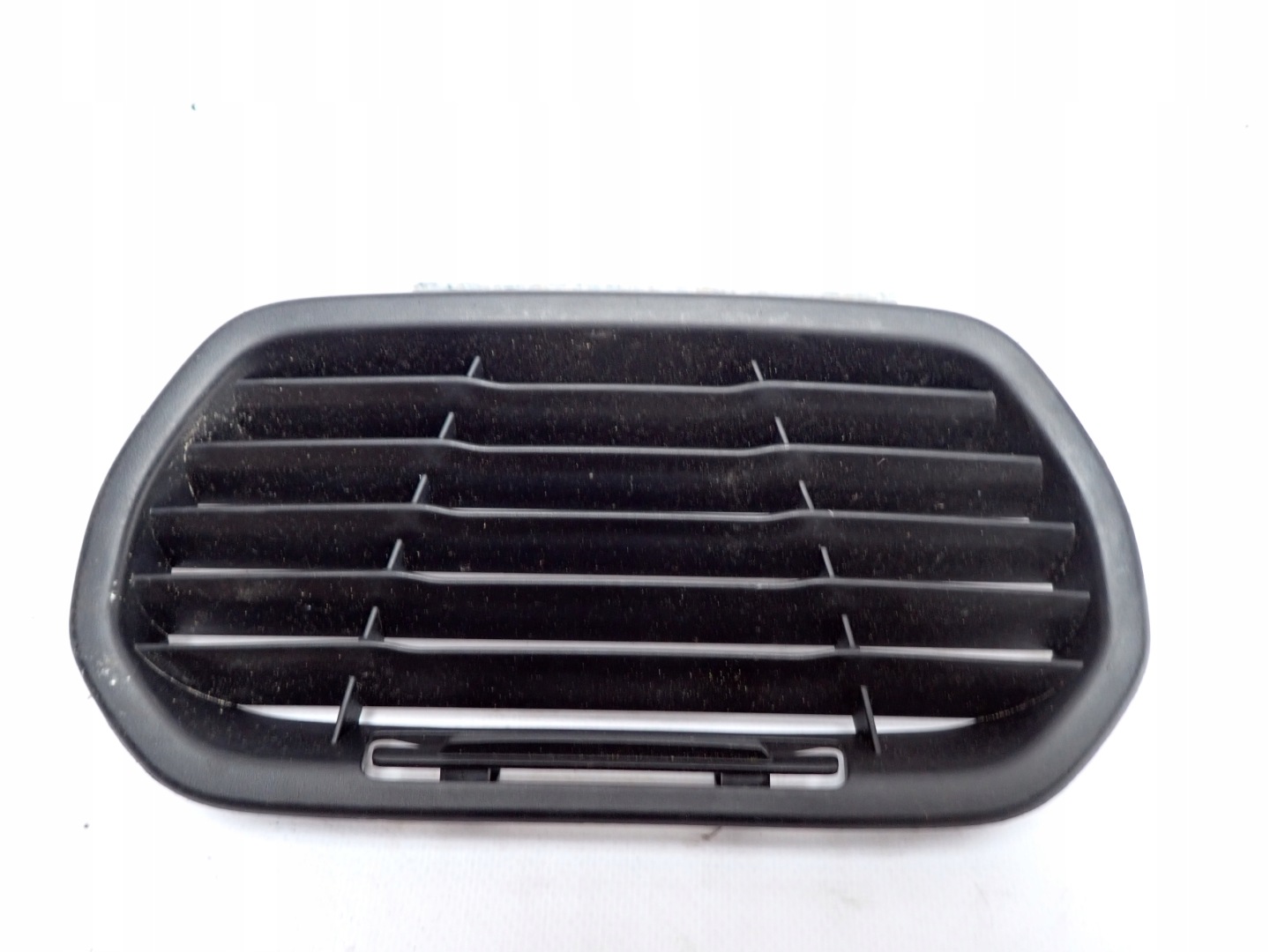 PEUGEOT 208 15- grid WENTYLACYJNA BOCZKA boot left