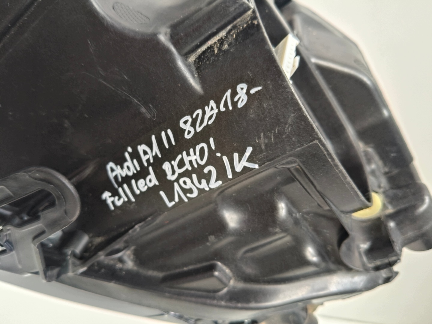 feu gauche REFLEKTOR AUDI A1 II 82A 18- FULL LED
