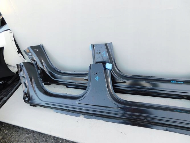 CITROEN C5 AIRCROSS threshold right 182cm