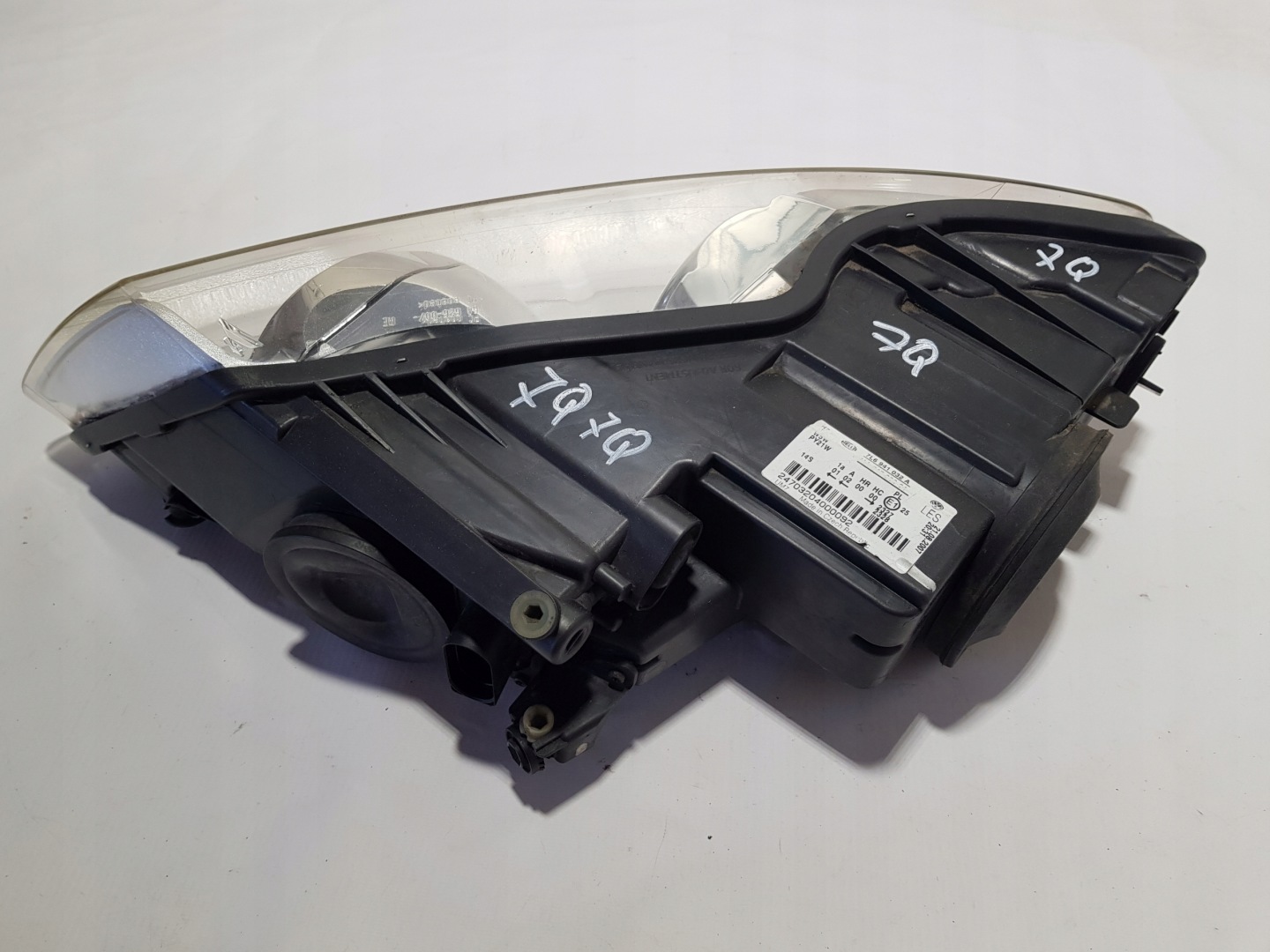 VW TOUAREG LIFT 7L light right front 7L6941032A UK