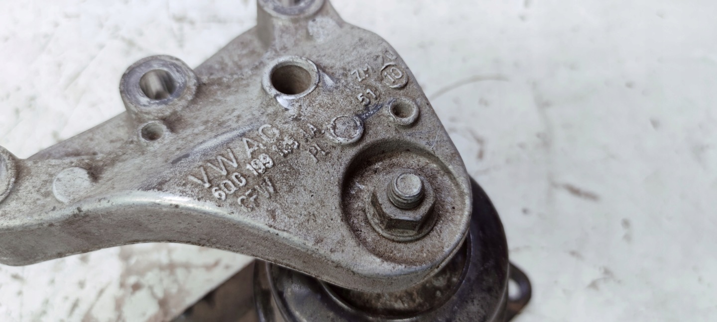 holder engine mount AUDI A1 8X 1.6TDI 6R0199167S
