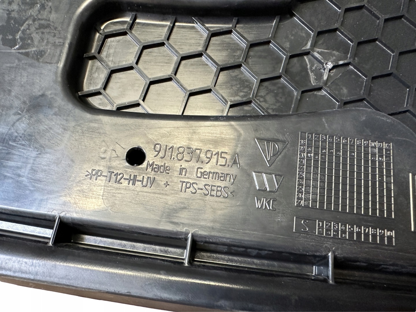 AUDI ETRON GT Couverture Couvre Portière Gauche Avant
