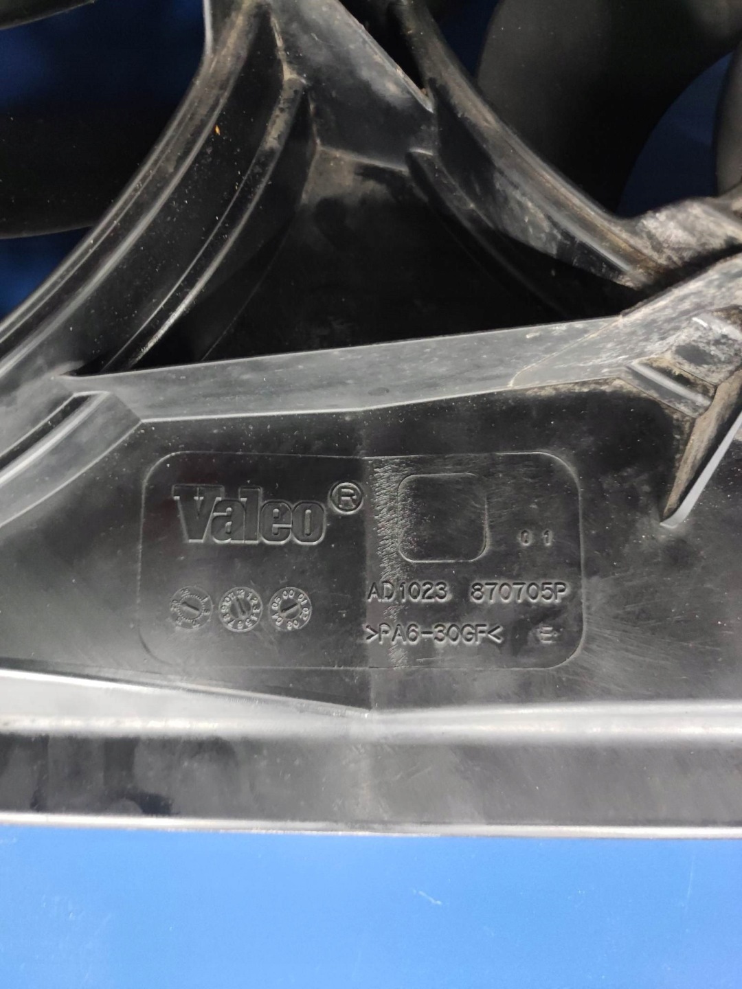 Saab 9-3 OE 24410989 vrtule ventilátor chladiče