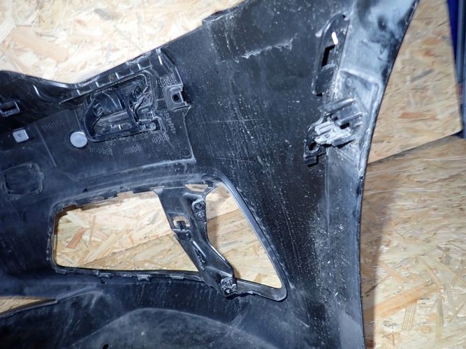 AUDI A6 C8 18- Frontstoßstange vorne