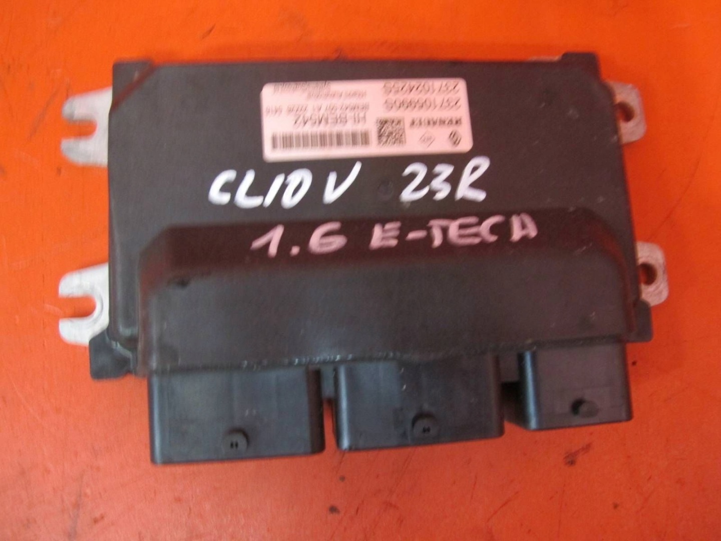 RENAULT CLIO 5 V B7 19- 1.6 E-TECH H4M632 CAPTUR II 2 control unit computer