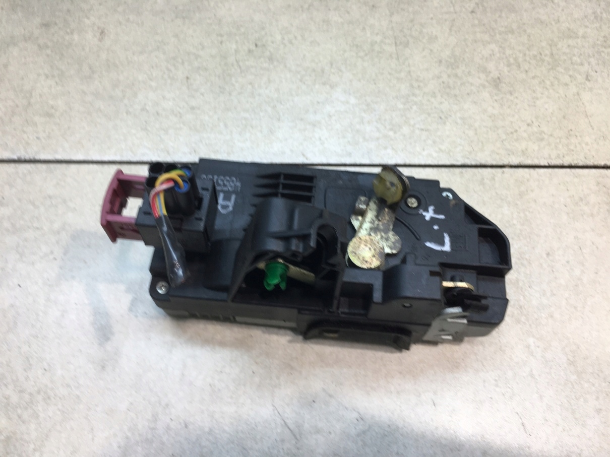 lock door left rear part SAAB 9-5 and 4855193 3 PIN