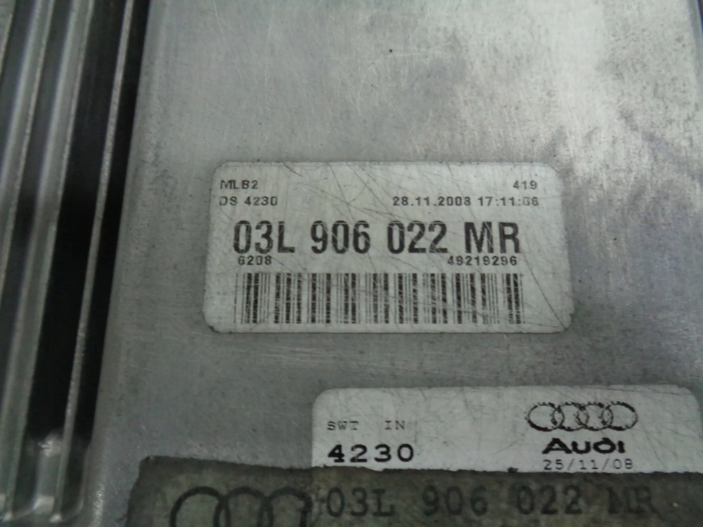 AUDI A4 B 2.0TDI COMPUTER CENTRALINA MOTORE 03L906022MR