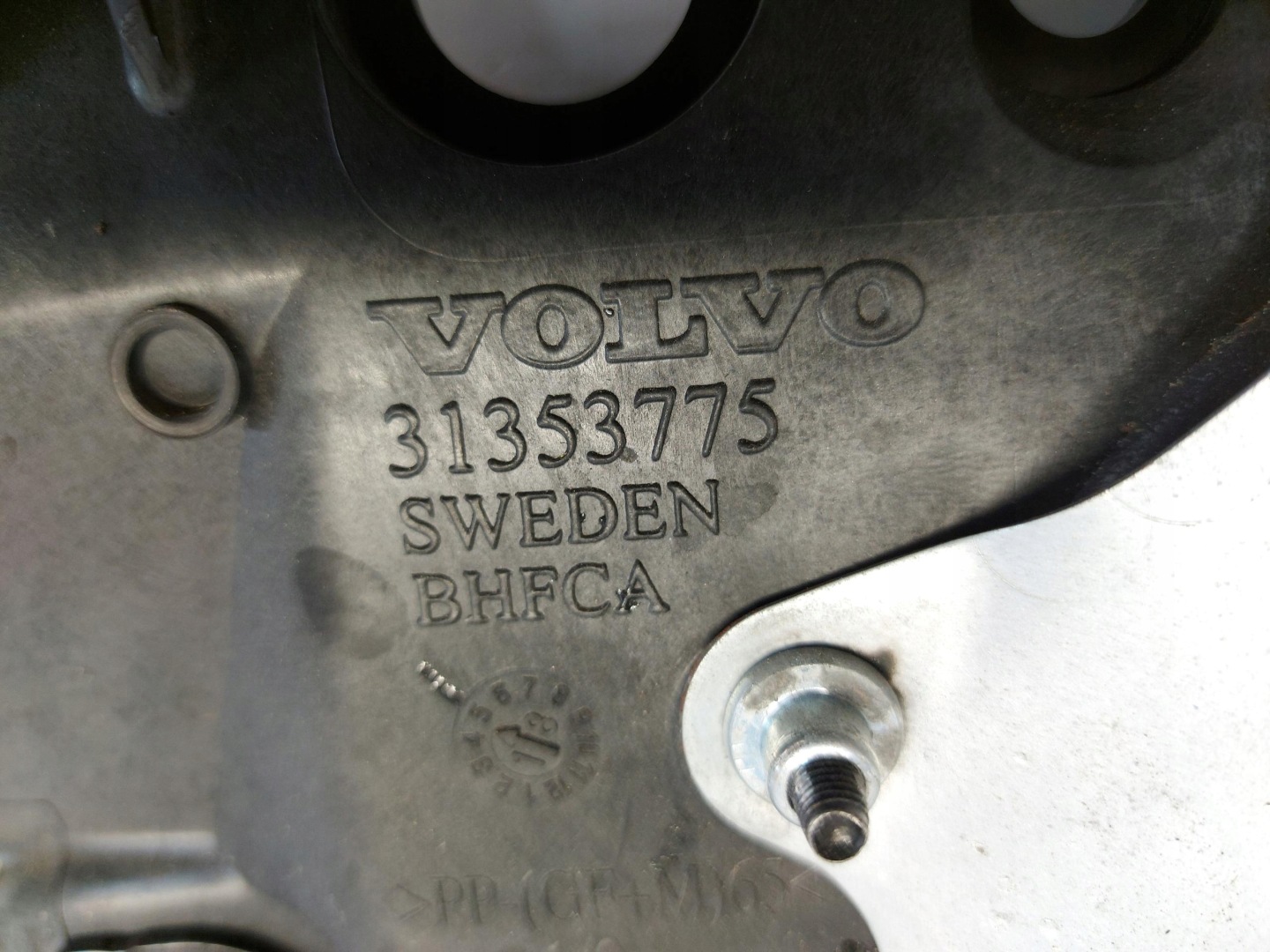 VOLVO V60 II cover SCIANA bulkhead 31353775